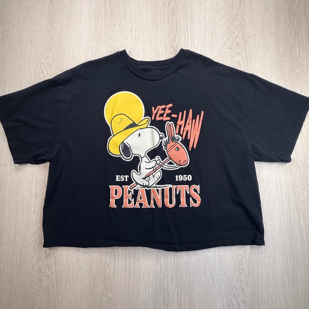 Snoopy Peanuts Graphic Tee Black Retro Cartoon Streetwear Y2K Size‎ M